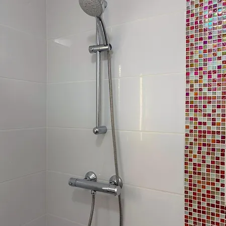 Apartment 4 Pers - Piscine - Clim - Parking *