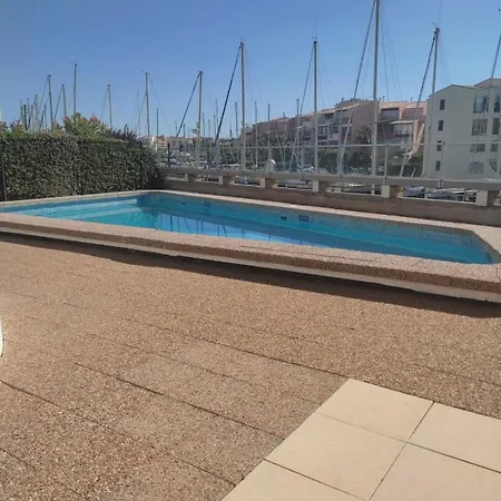 4 Pers - Piscine - Clim - Parking